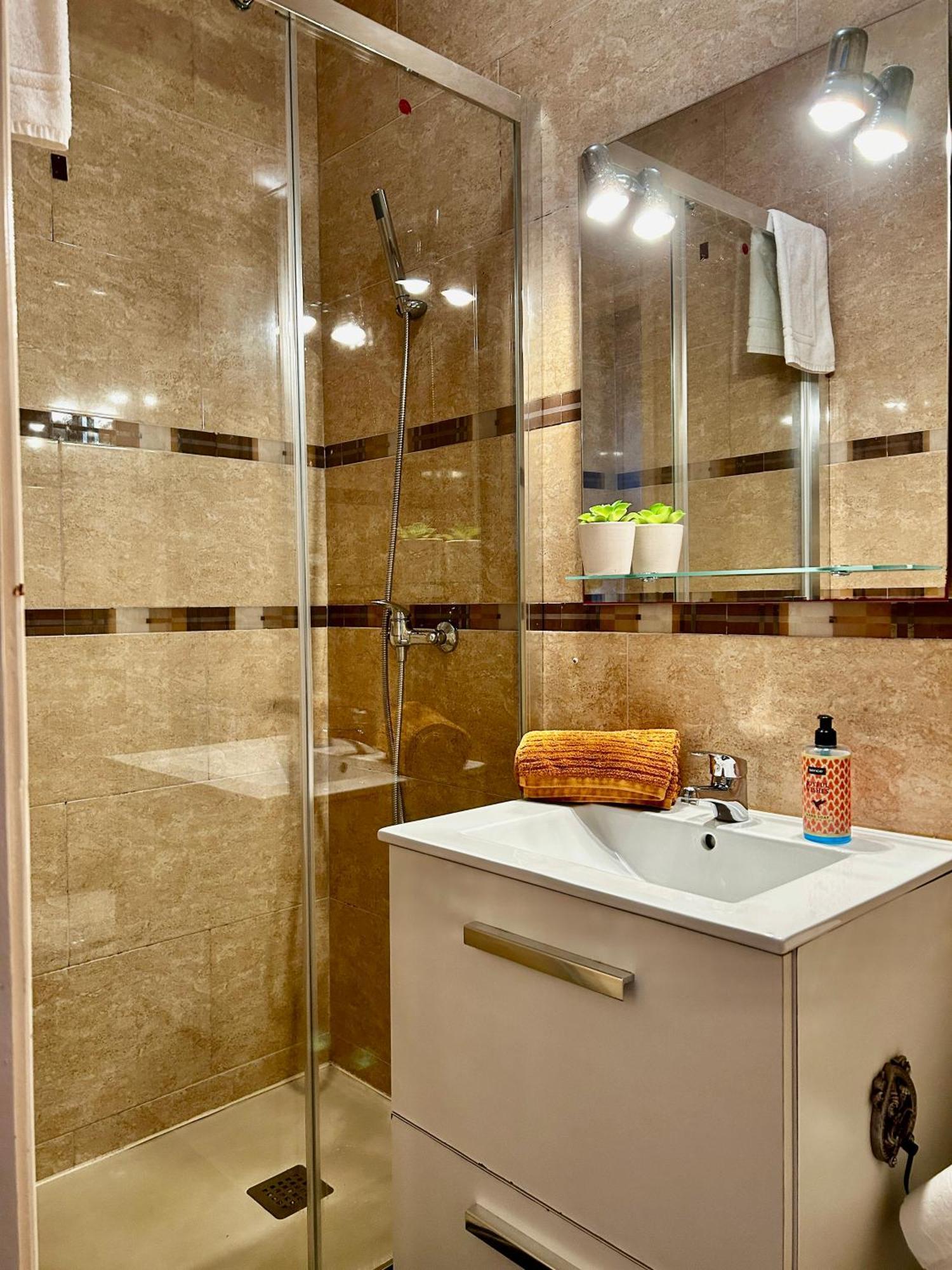 Habitacion Bano Cocina Jardin Y Parking Erandio Ngoại thất bức ảnh
